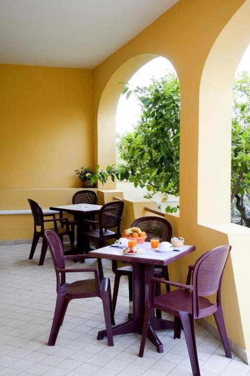Affittacamere Casa Del Sole Cala Gonone Ngoại thất bức ảnh