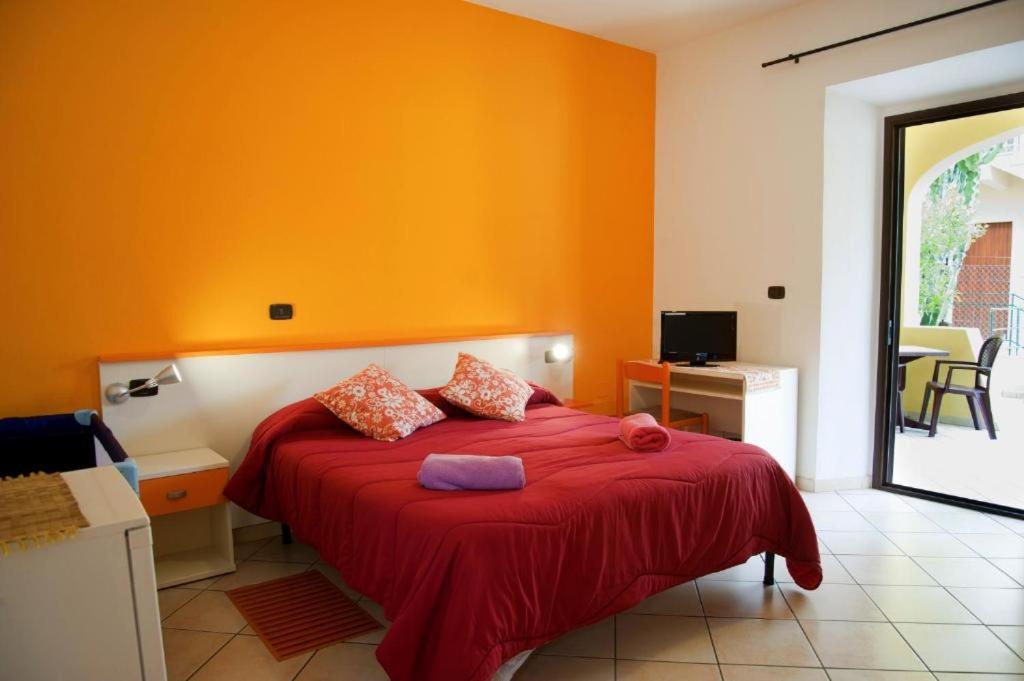 Affittacamere Casa Del Sole Cala Gonone Ngoại thất bức ảnh